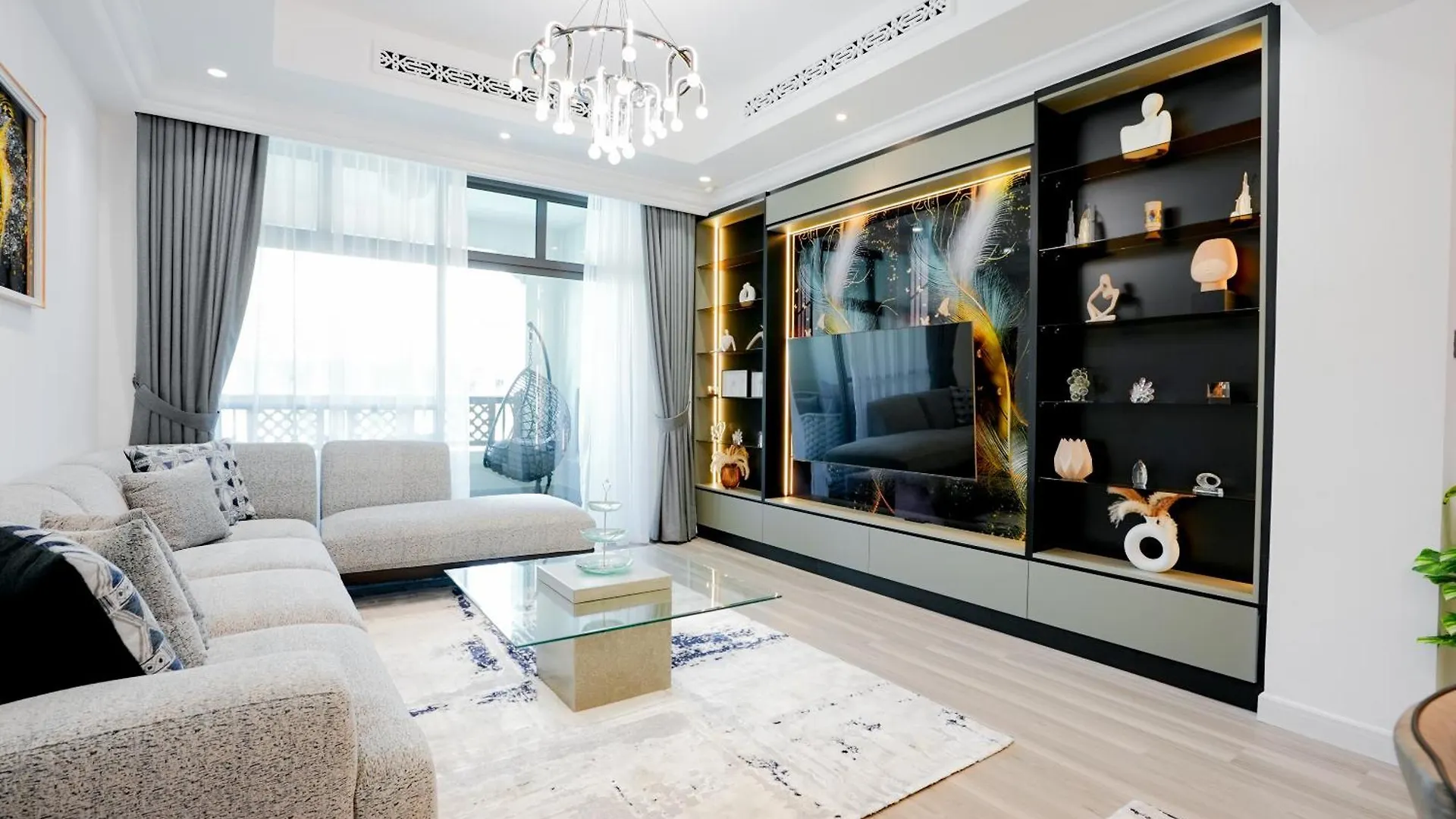 Luxurious 2 Bedroom Apartment With Dubai Mall Fountain View Facing Burj Khalifa